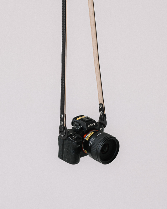 Minimalist Padded Camera Strap Black