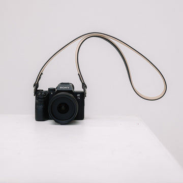 Minimalist Padded Camera Strap