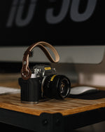 Film writst strap brown