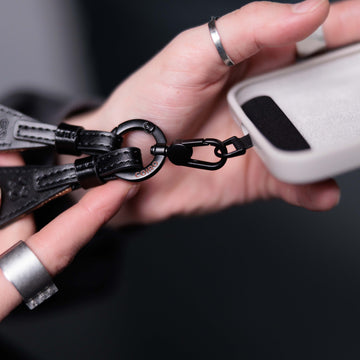  Quick-Release Strap with Dual Attachment 