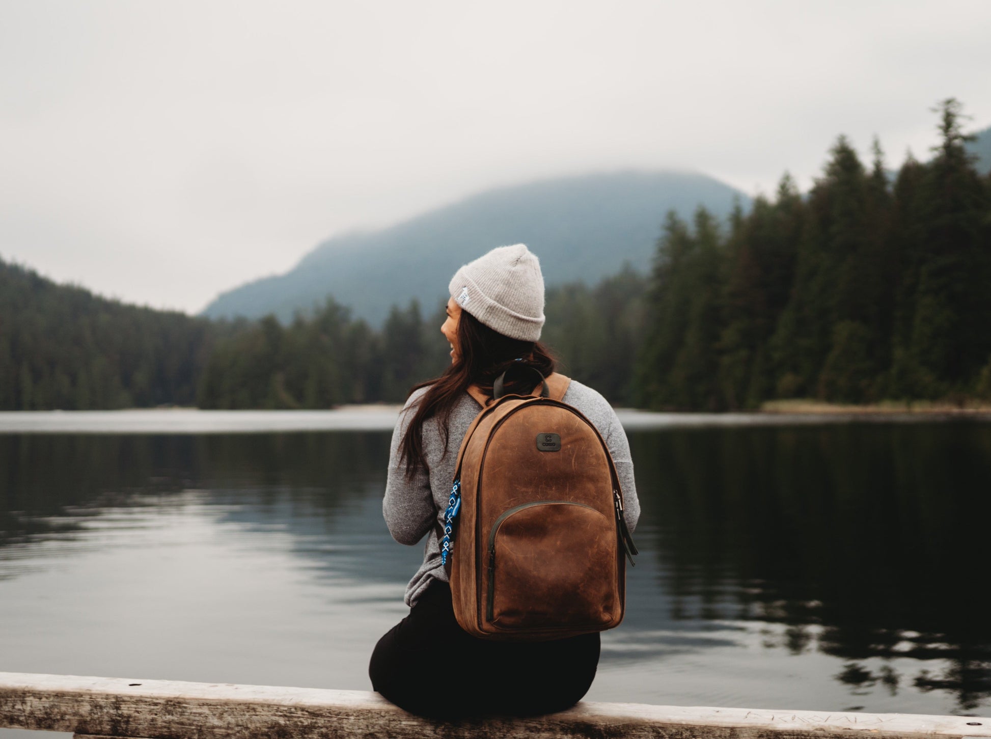 Everyday Camera Backpack Camel - Coiro Shop